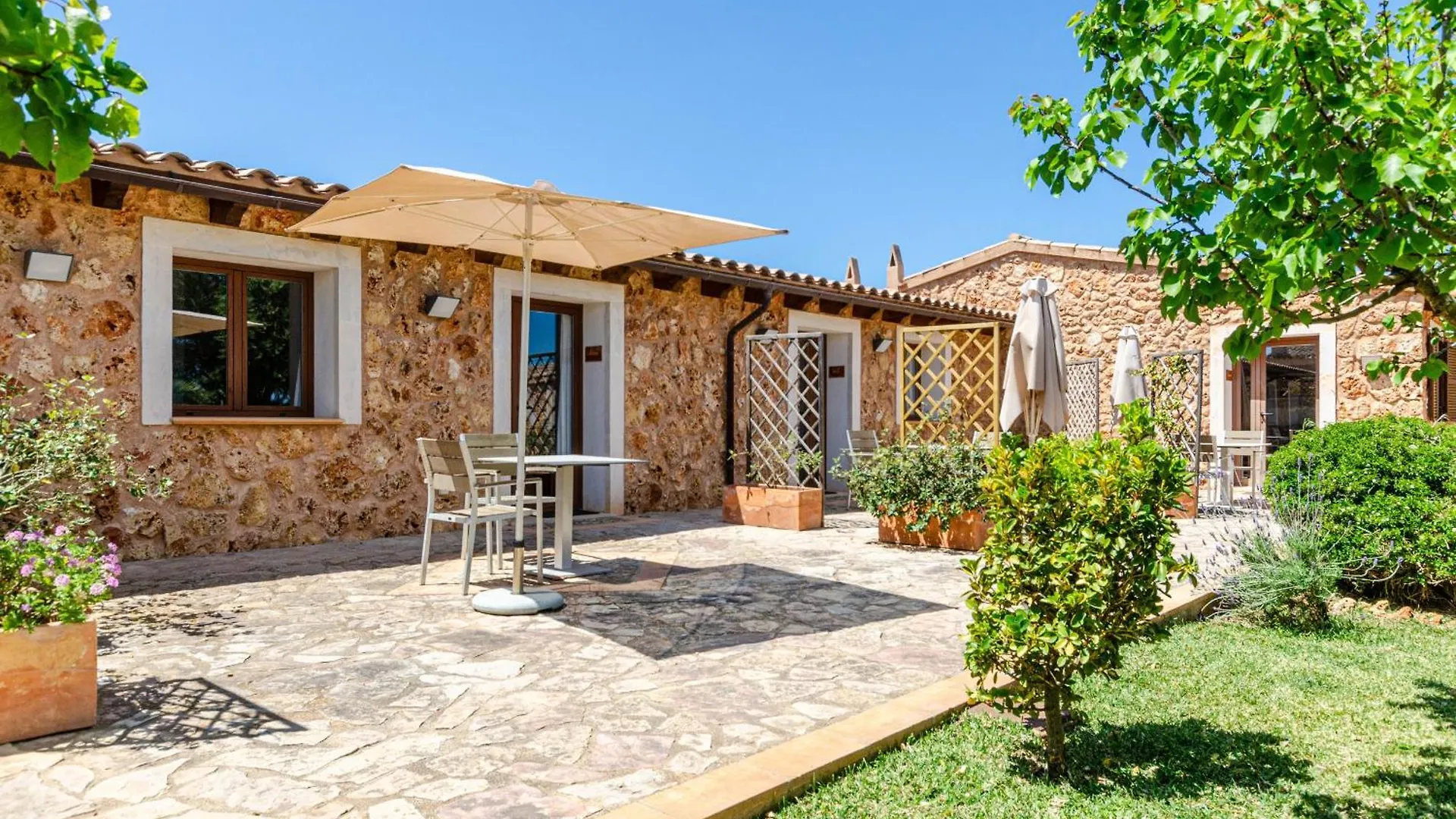 Yourhouse Agroturismo Can Porreti La Soll Lloret de Vistalegre