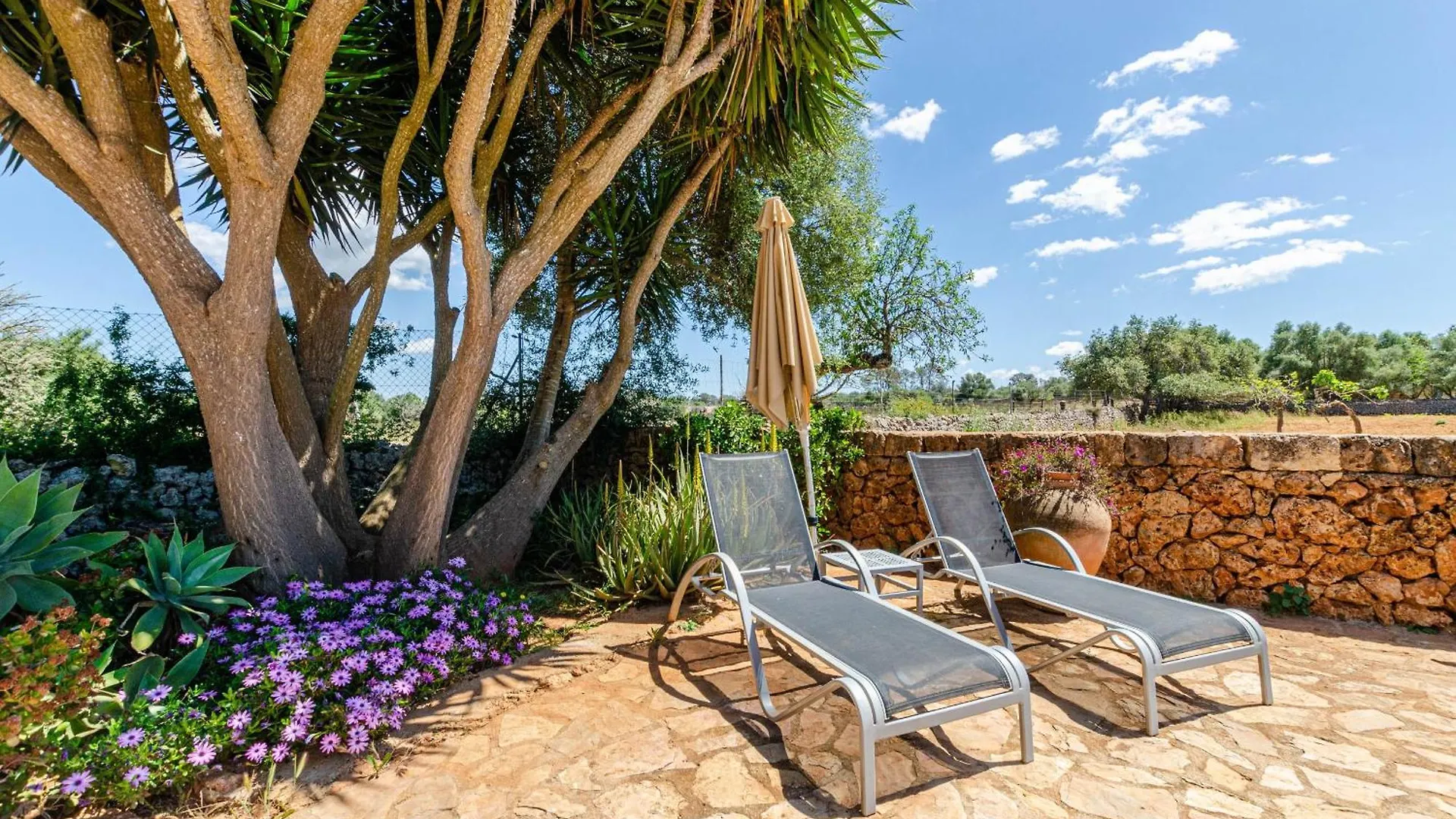 Yourhouse Agroturismo Can Porreti La Soll Lloret de Vistalegre